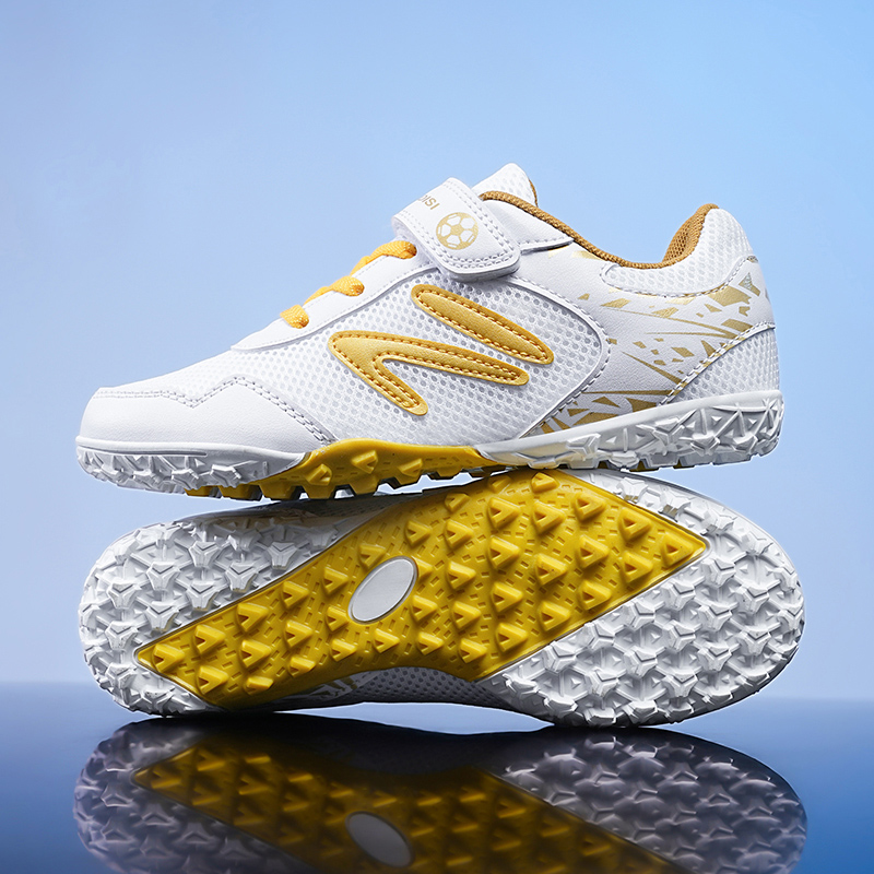 New Children Soccer Shoes Clea - Sports Equipment For Boys avaliação e preço