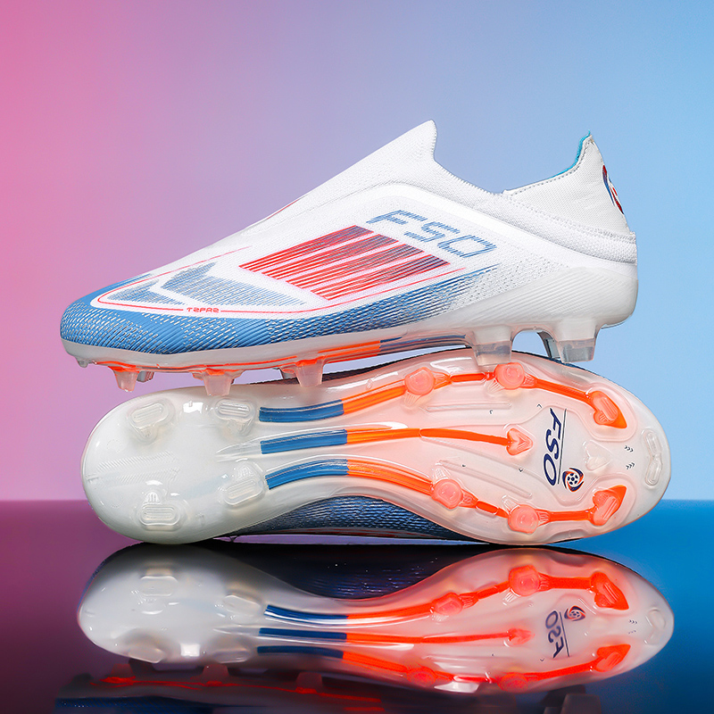 New Men Football Boots Comfort - Sports Equipment For Boys avaliação e preço
