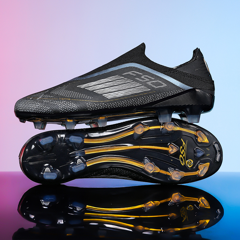 New Men Football Boots Comfort - Sports Equipment For Boys avaliação e preço