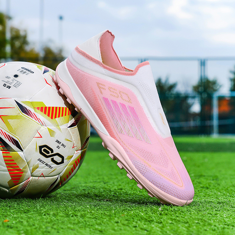 New Men Football Boots Comfort - Sports Equipment For Boys avaliação e preço