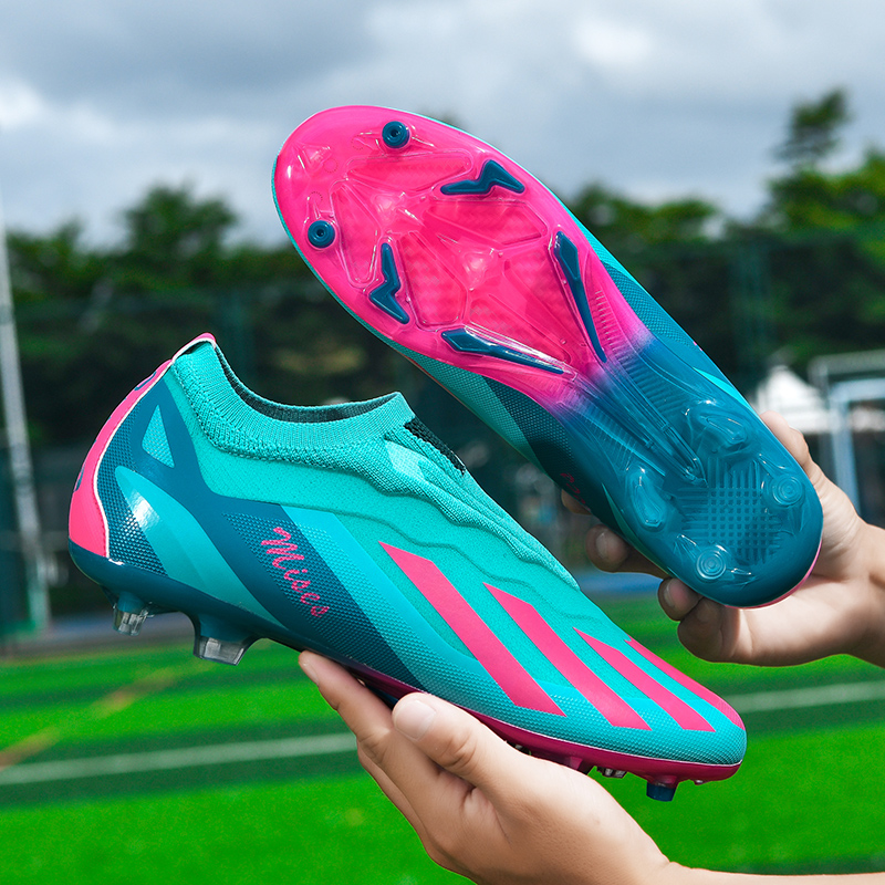New Men Soccer Shoes Cleats Ou - Sports Equipment For Boys avaliação e preço